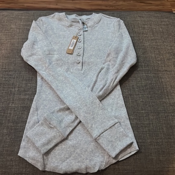 Skims Soft Lounge Long Sleeve Button Up Shirt - Picture 5 of 9